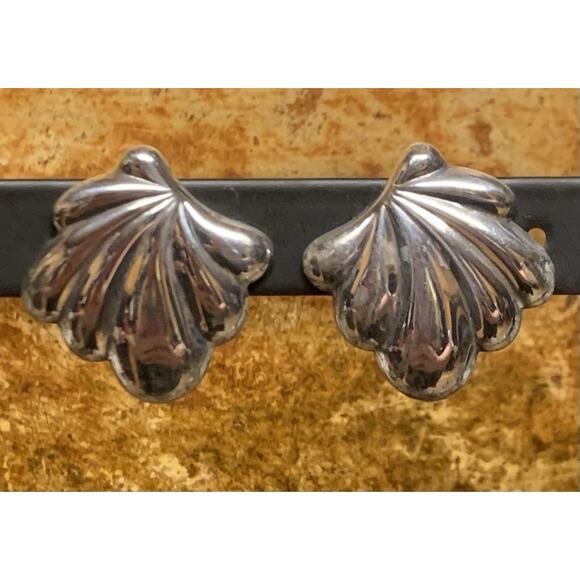 Sterling Silver Swirl Stud Earrings Vintage - Picture 1 of 6